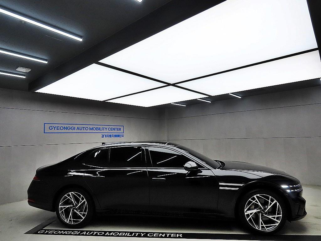 Genesis G90 - Vista 2