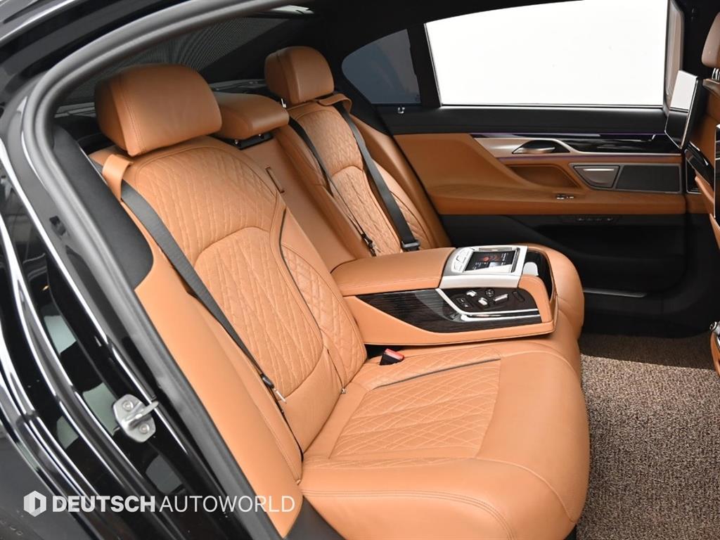 BMW 7 Series - Vista 12