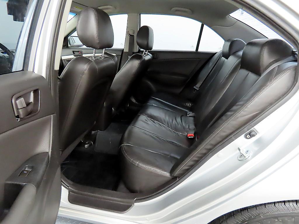 HYUNDAI Sonata - Vista 6