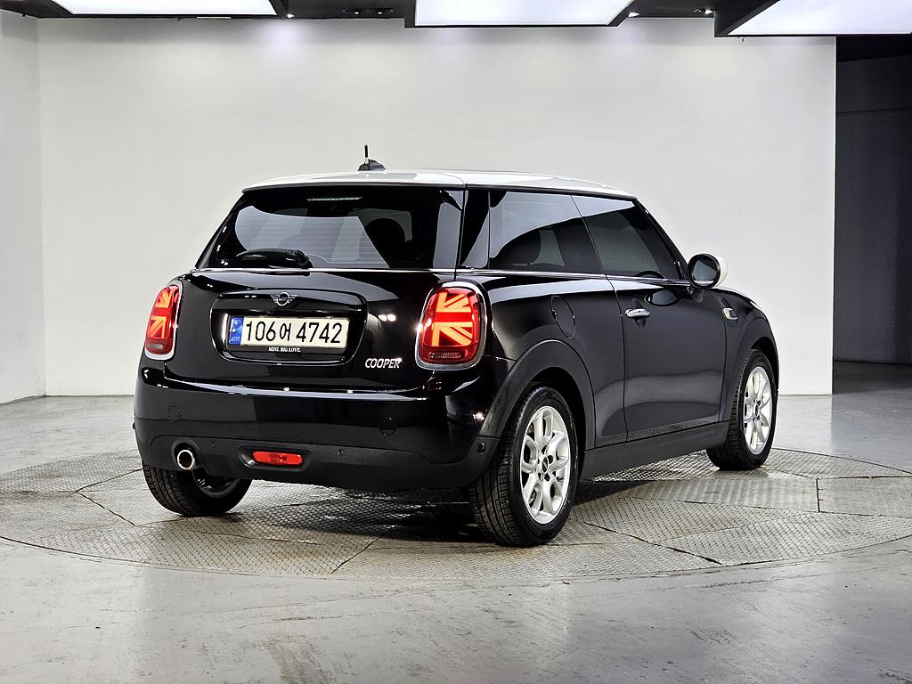 Mini Cooper - Vista 4