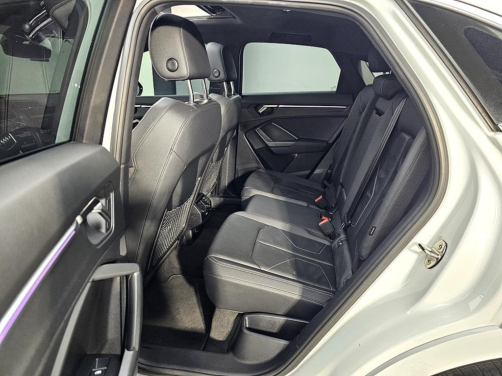Audi Q3 - Vista 9