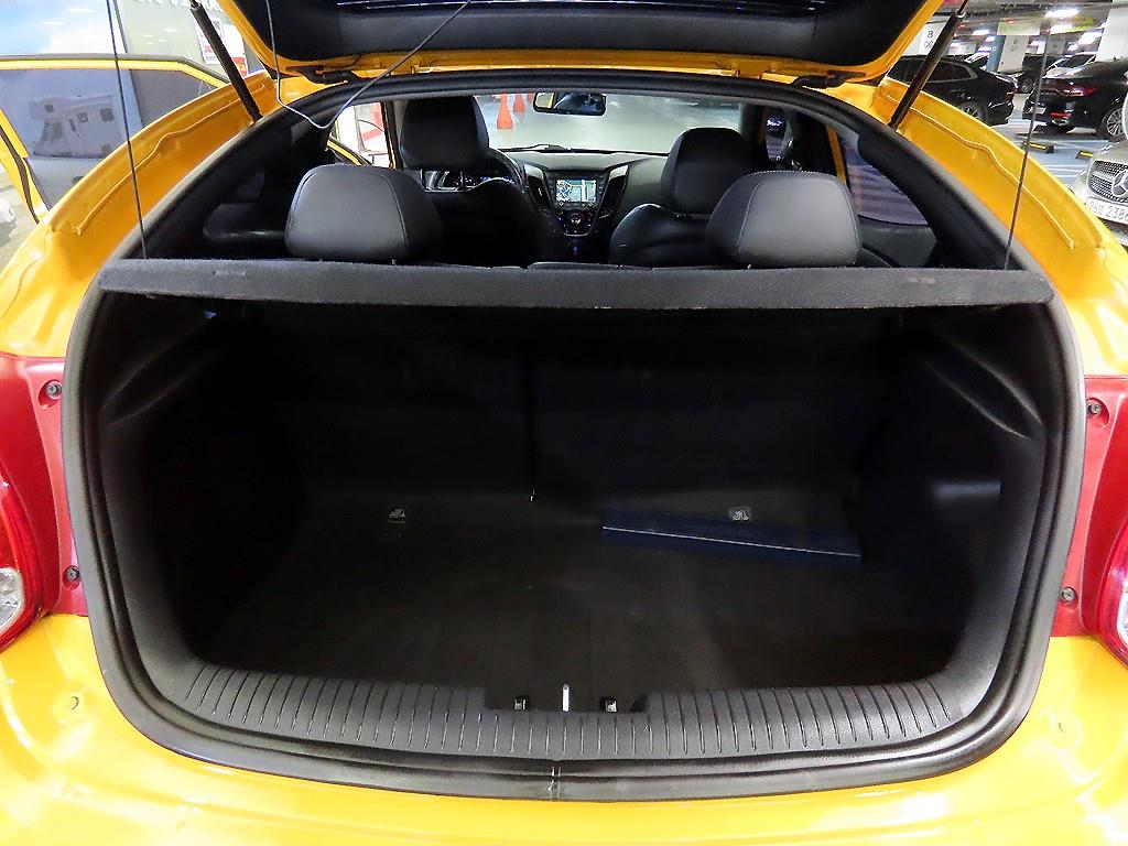 HYUNDAI Veloster 2013 Amarillo - Importación desde Corea - HF Imports Iquique - Foto 18