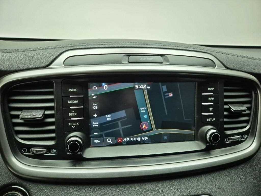 KIA Sorento 2019 Blanco - Importación desde Corea - HF Imports Iquique - Foto 13