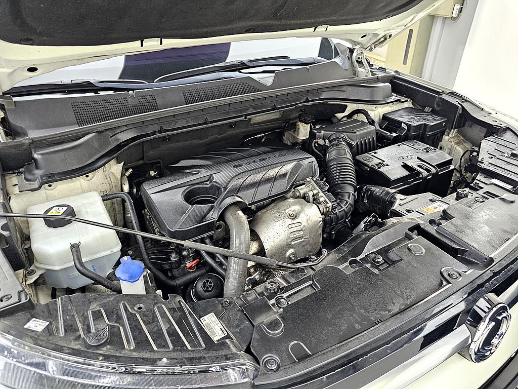 Ssangyong Korando - Vista 6