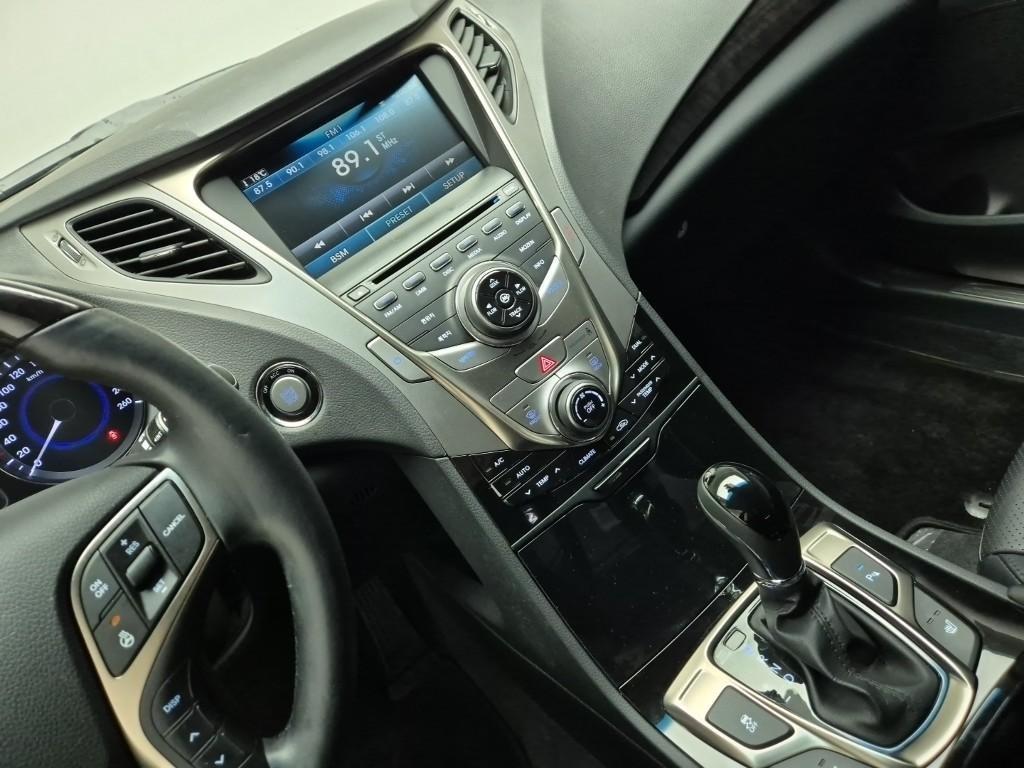HYUNDAI Grandeur 2012 Negro - Importación desde Corea - HF Imports Iquique - Foto 16