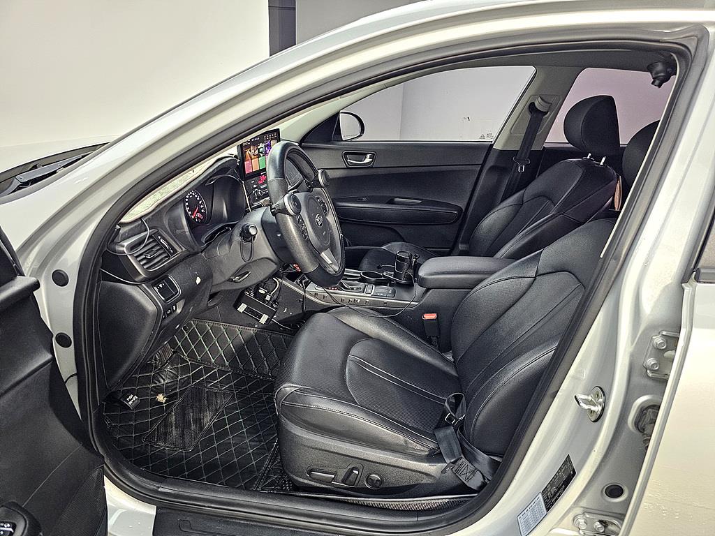 KIA K5 - Vista 8