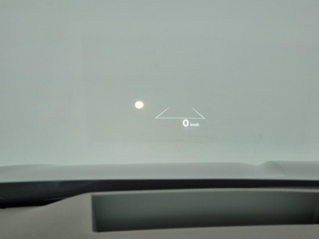 KIA Carnival - Vista 8