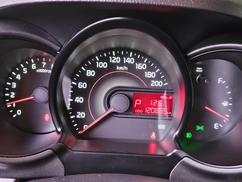 KIA Ray - Vista 10