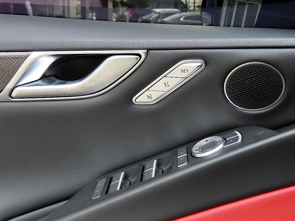 Genesis G80 - Vista 11
