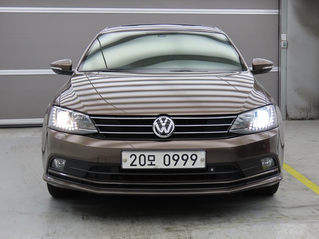 Volkswagen Jetta - Vista 2