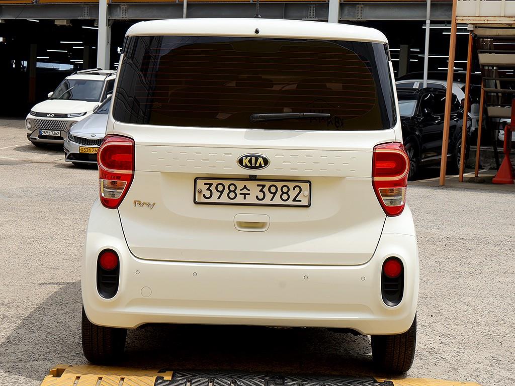 KIA Ray - Vista 5