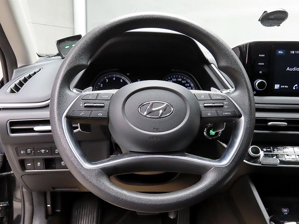 HYUNDAI Sonata - Vista 9