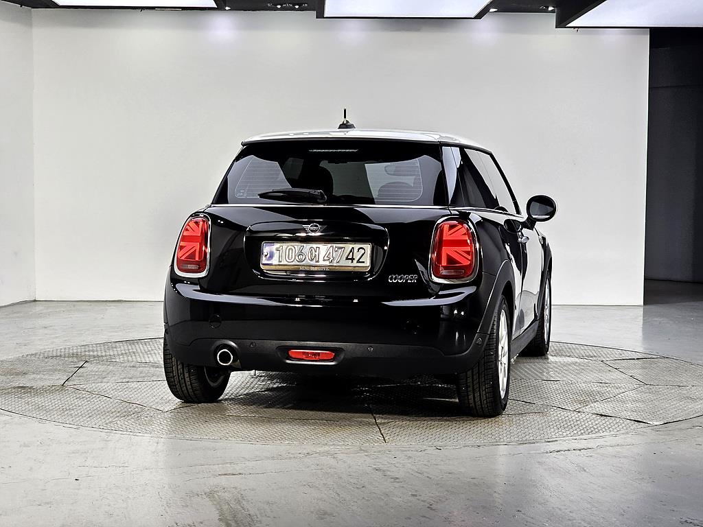 Mini Cooper - Vista 3