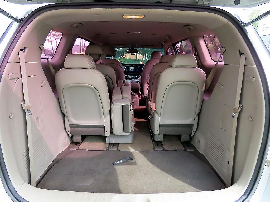 KIA Carnival 2016 Plateado - Importación desde Corea - HF Imports Iquique - Foto 17
