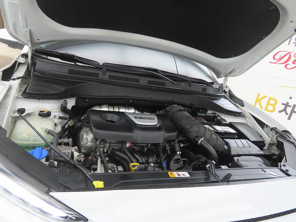 HYUNDAI Kona 2019 Blanco - Importación desde Corea - HF Imports Iquique - Foto 19