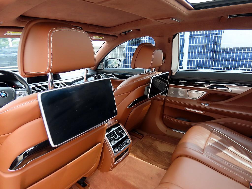 BMW 7 Series 2016 Negro - Importación desde Corea - HF Imports Iquique - Foto 15
