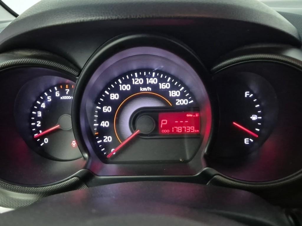 KIA Ray - Vista 6
