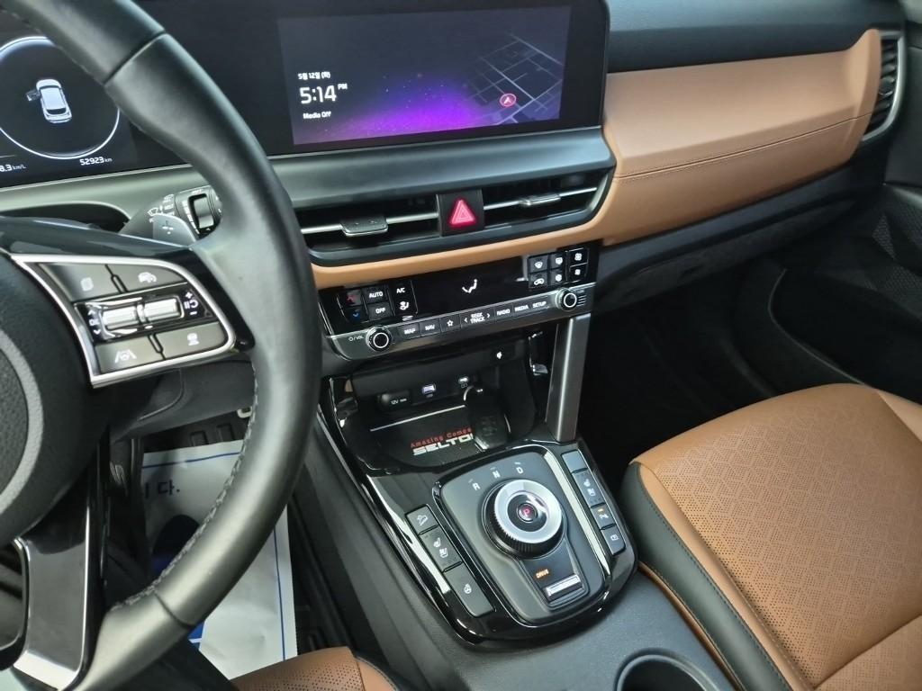 KIA Seltos - Vista 10