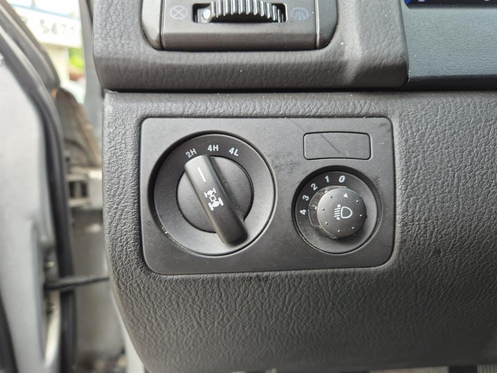 Ssangyong Rexton 2015 Plateado - Importación desde Corea - HF Imports Iquique - Foto 17