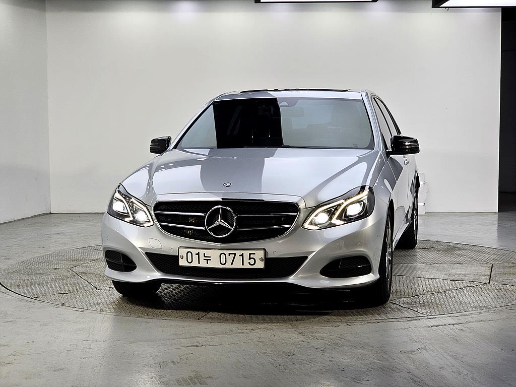Mercedes Benz E class - Vista 2