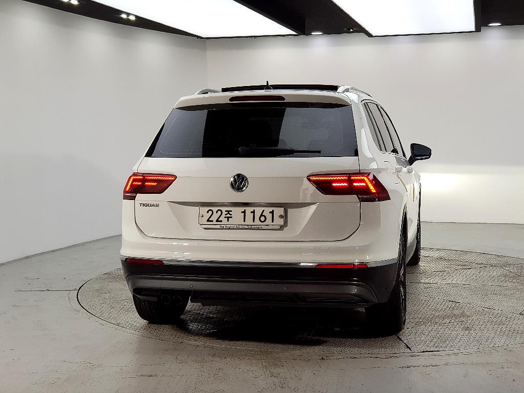 Volkswagen Tiguan - Vista 3