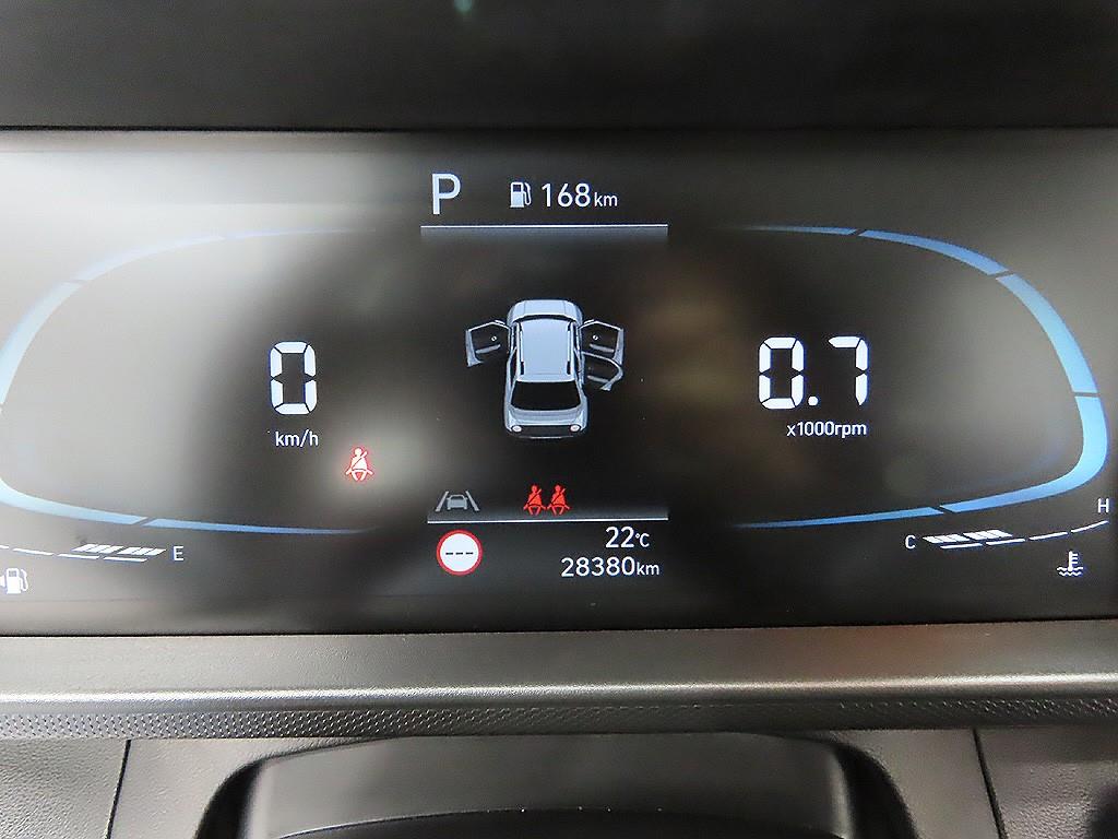 HYUNDAI Casper - Vista 11