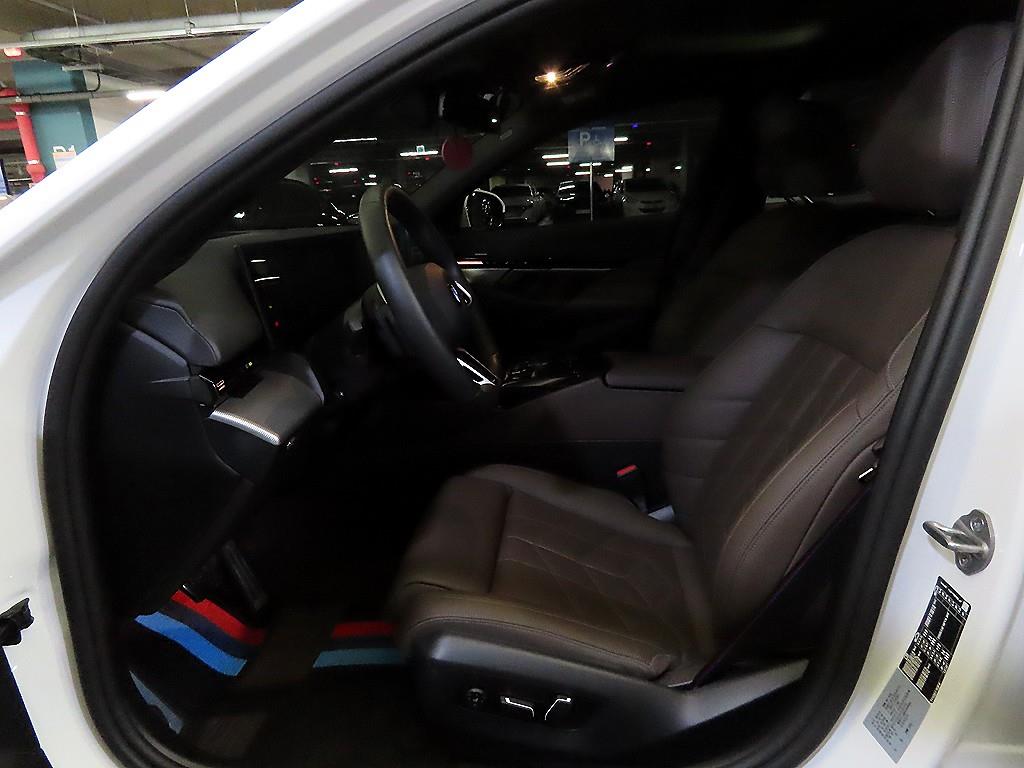 BMW 5 Series - Vista 6