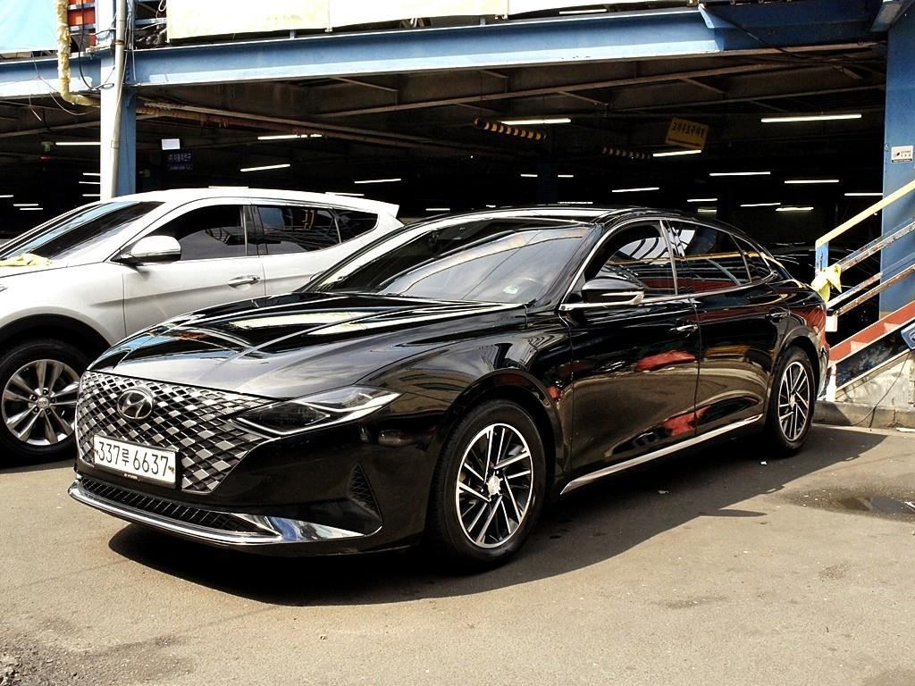 HYUNDAI Grandeur - Vista 3