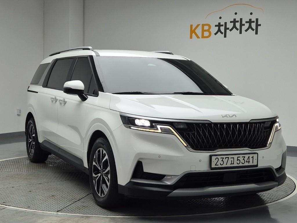 KIA Carnival - Vista 4