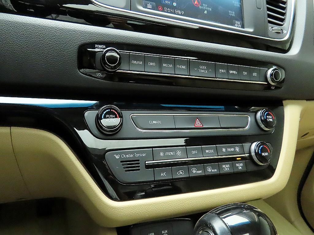 KIA Carnival 2016 Negro - Importación desde Corea - HF Imports Iquique - Foto 16