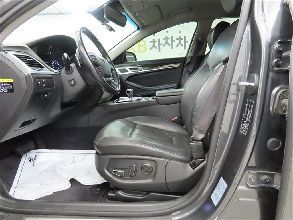 Genesis G80 - Vista 5