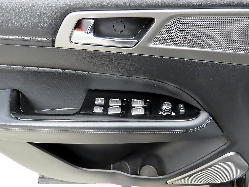Ssangyong Rexton - Vista 11