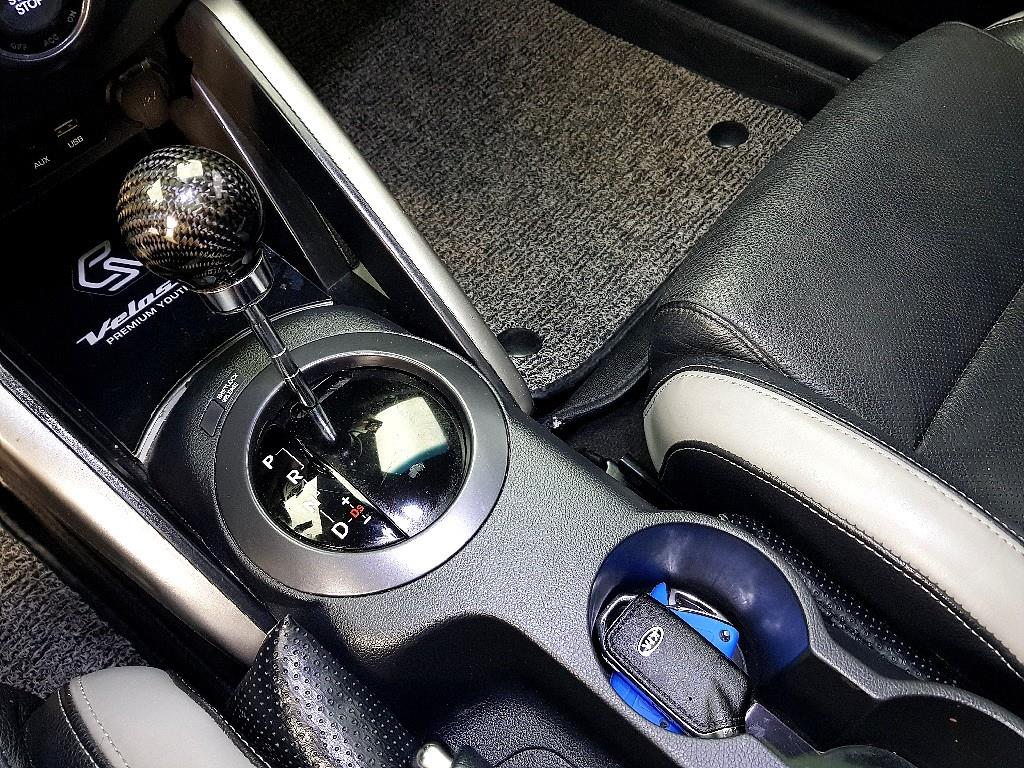HYUNDAI Veloster 2015 Gris - Importación desde Corea - HF Imports Iquique - Foto 13