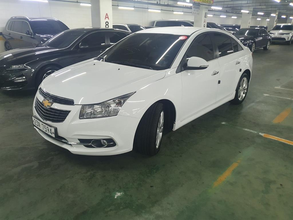 Chevrolet Cruise - Vista 3