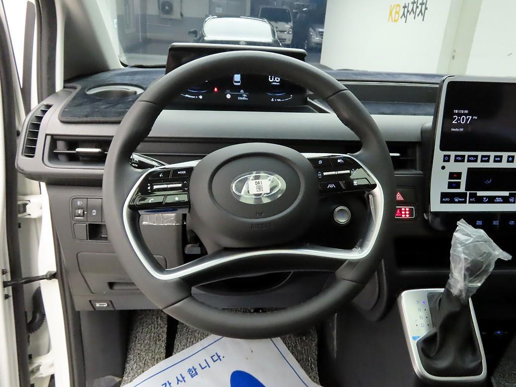 HYUNDAI Staria - Vista 7