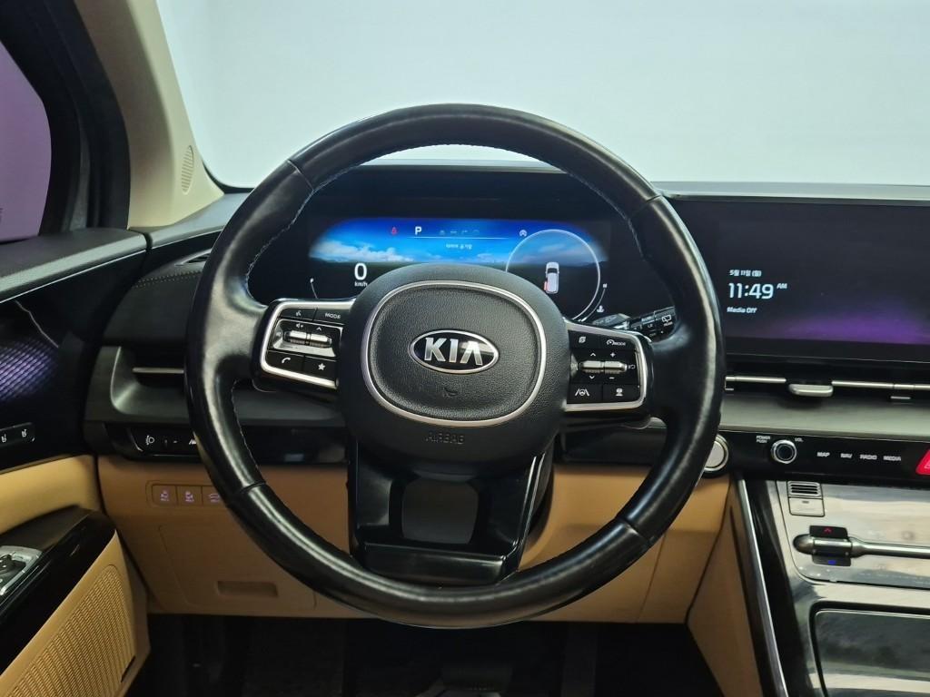 KIA Carnival - Vista 7