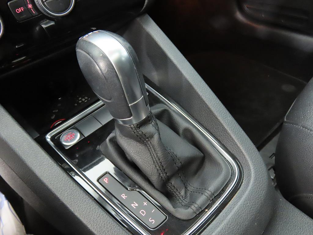 Volkswagen Jetta - Vista 9