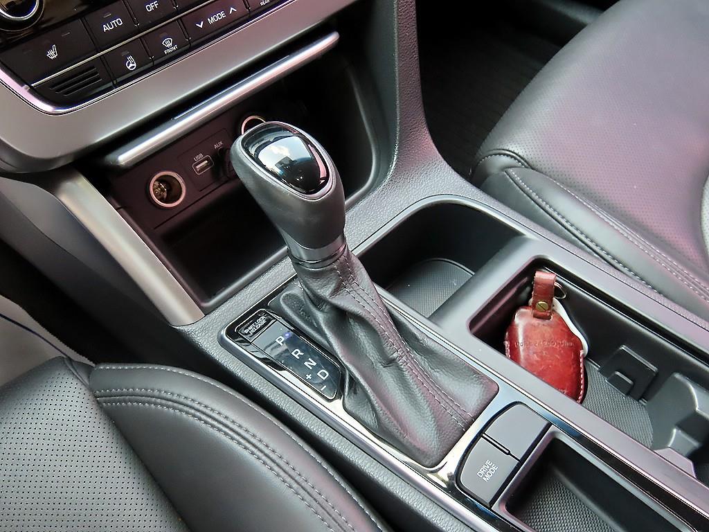HYUNDAI Sonata - Vista 10