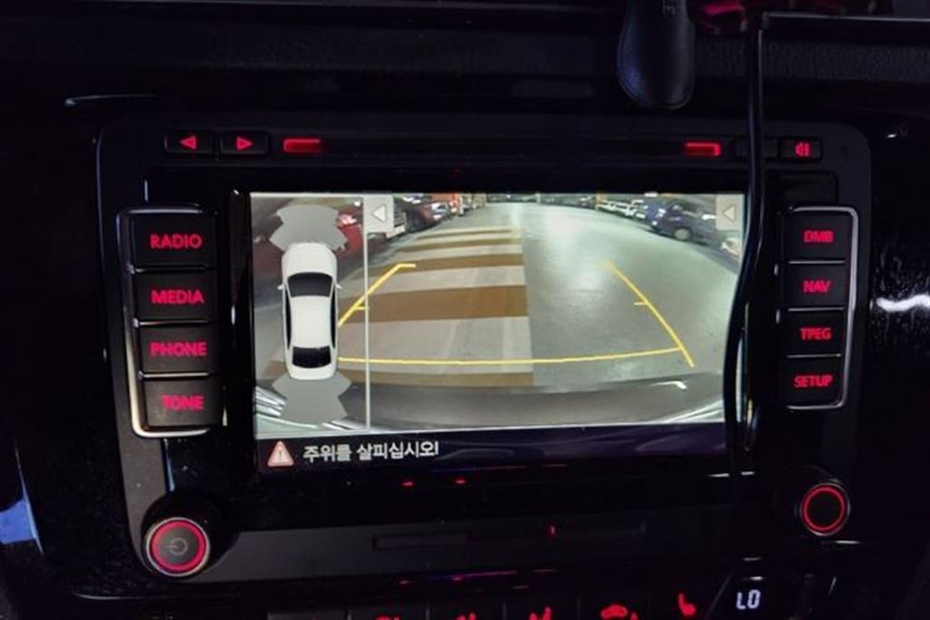 Volkswagen Jetta - Vista 12