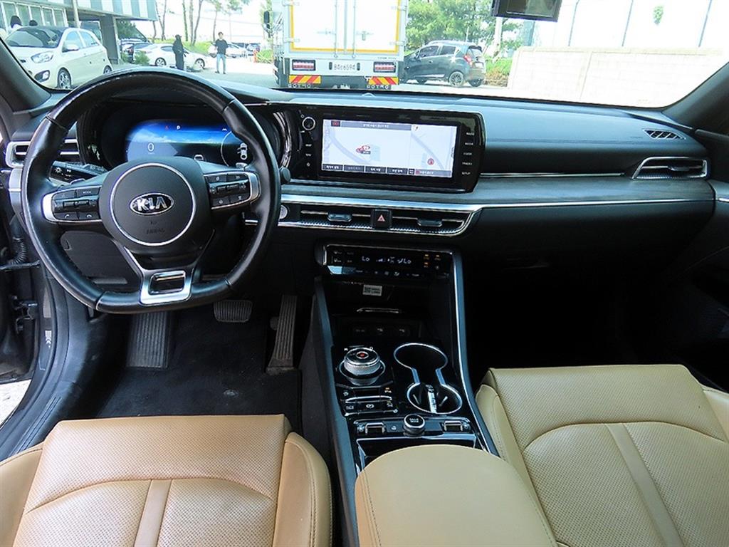 KIA K5 - Vista 7