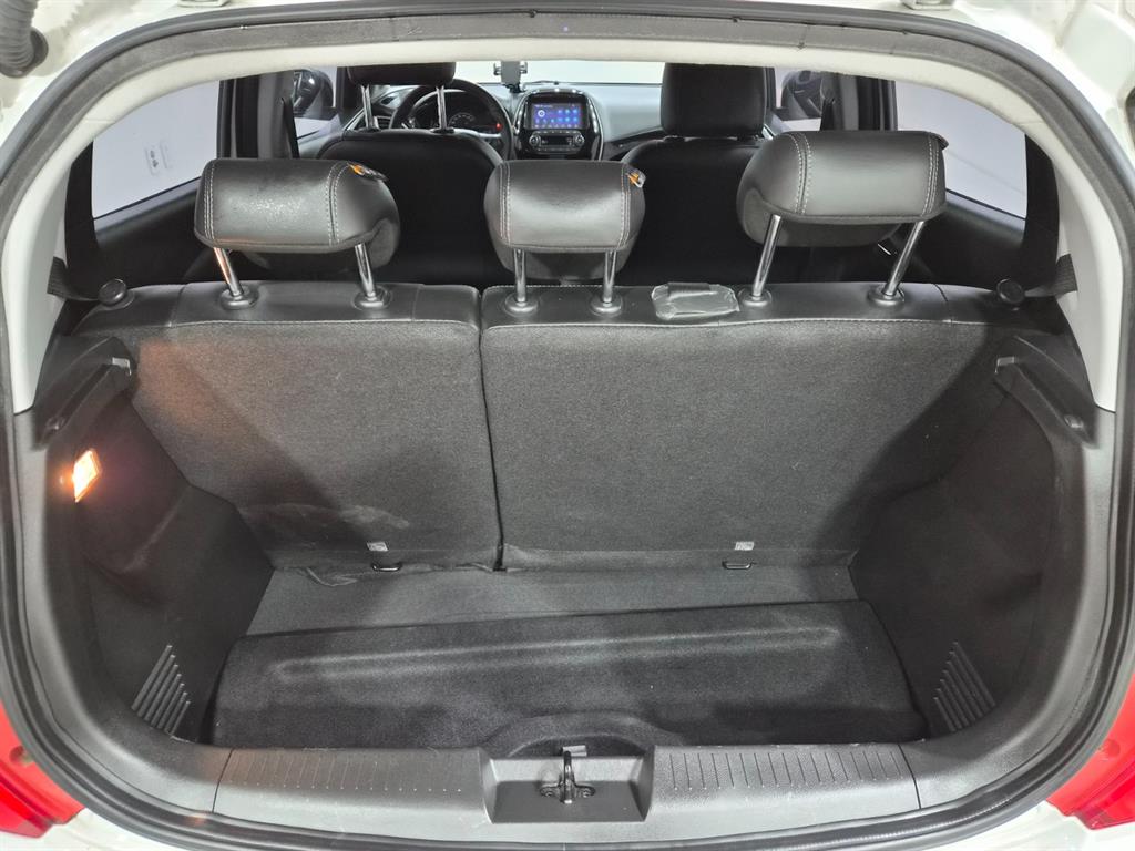 Chevrolet Spark - Vista 5