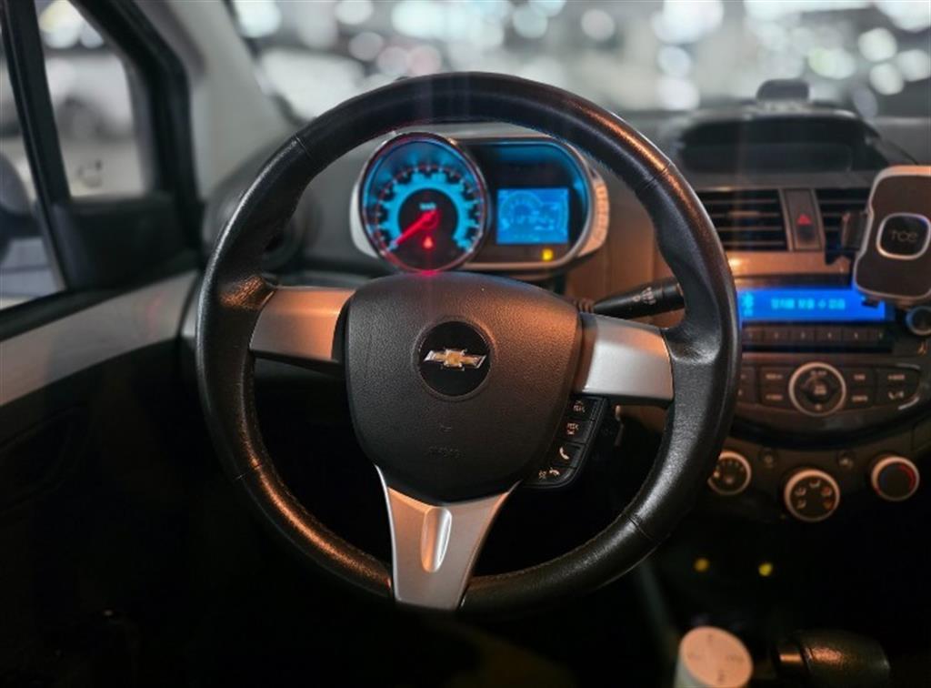 Chevrolet Spark - Vista 8