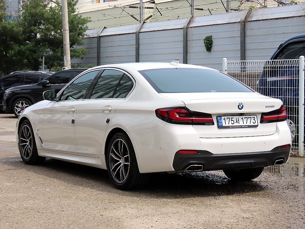 BMW 5 Series - Vista 3