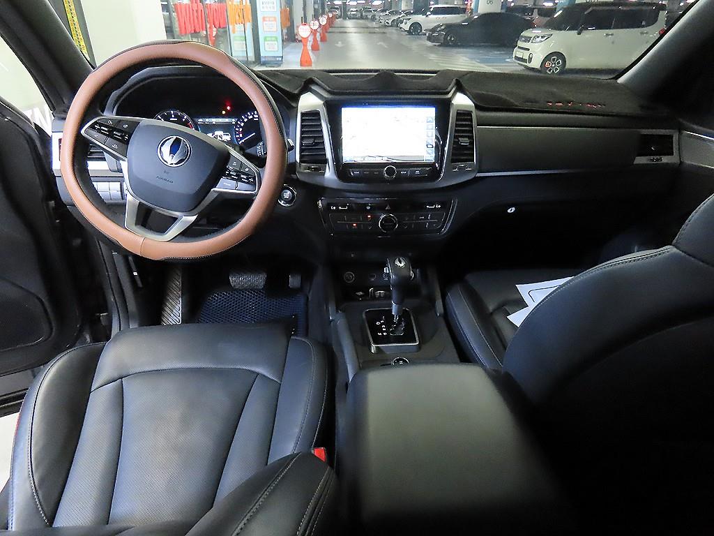 Ssangyong Rexton - Vista 10