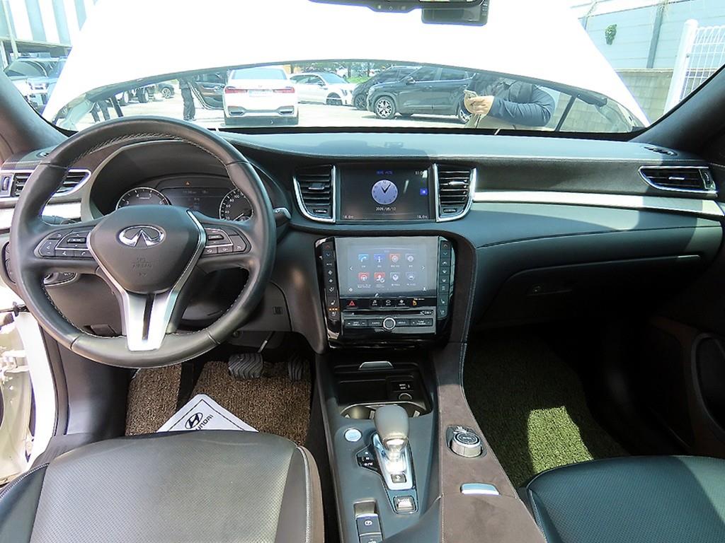 Infiniti QX - Vista 7