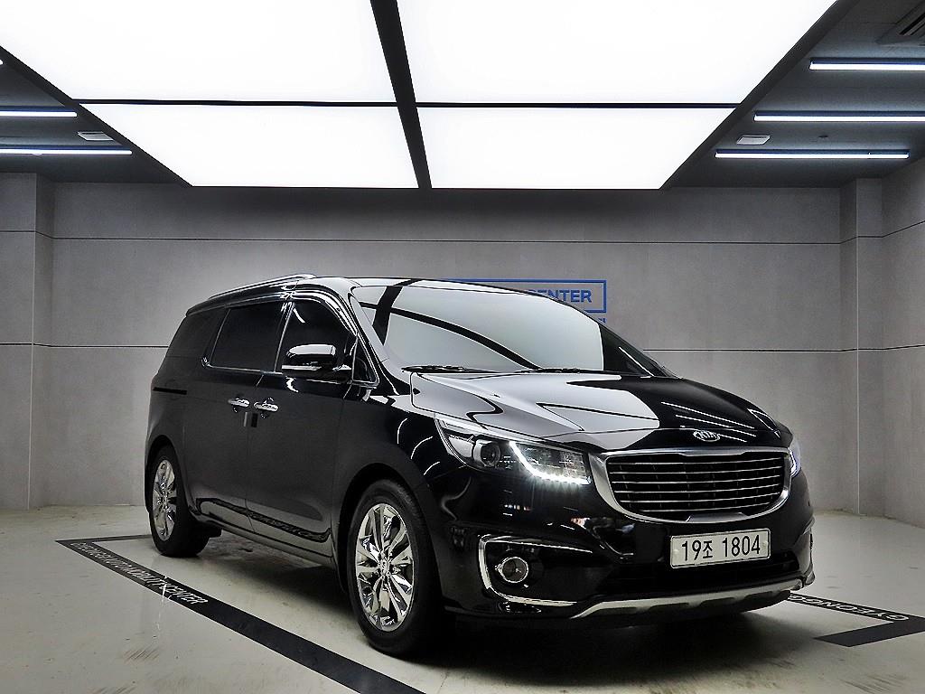 KIA Carnival 2017 Negro - Importación desde Corea - HF Imports Iquique - Foto 1