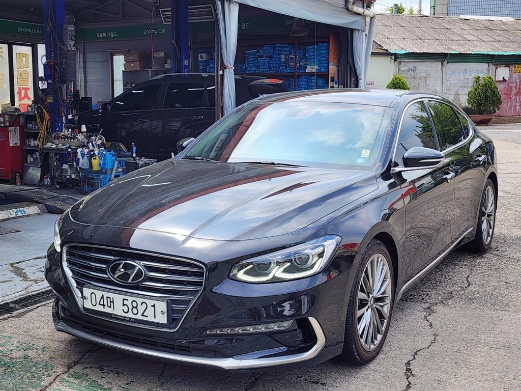 HYUNDAI Grandeur - Vista 2