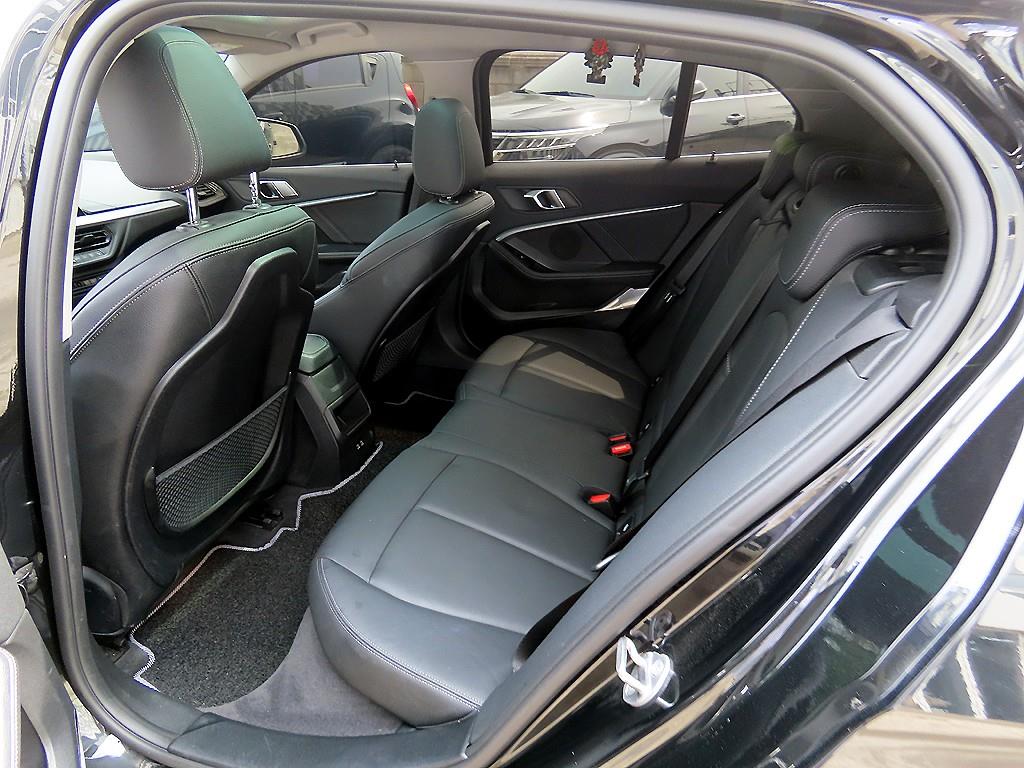 BMW 1 series - Vista 6
