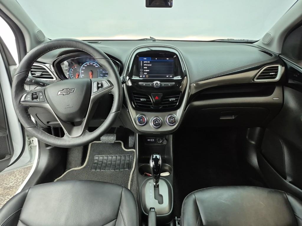 Chevrolet Spark - Vista 5
