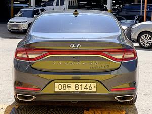 HYUNDAI Grandeur - Vista 6